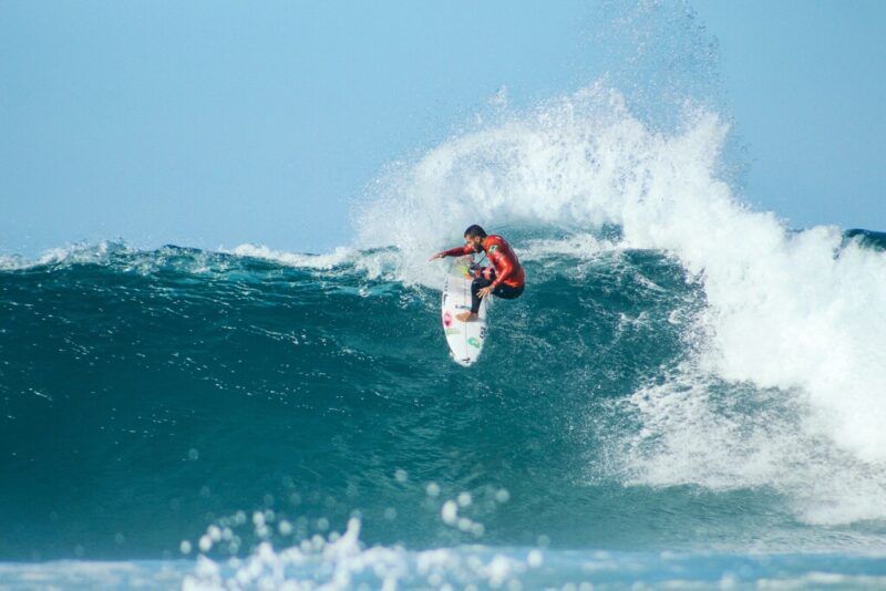 Surfspots Europa – 7 Orte, die du auf deiner Bucket List haben solltest
