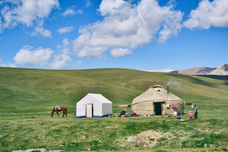 Kirgisistan Wetter und Reisezeiten: Klima, Temperaturen und Tipps